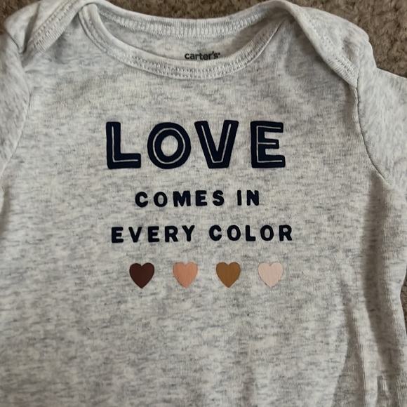 “Love comes in every color” long sleeve bodysuit size 9mo - Picture 2 of 3